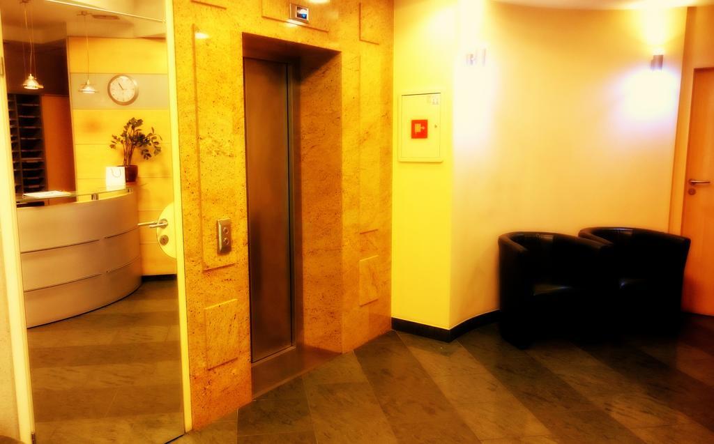 Wdj Hostel Varşova Dış mekan fotoğraf